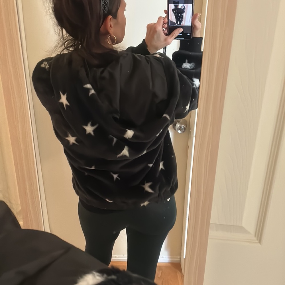 ⭐️Star Faux Fur Hooded Jacket - Picture 5 of 6
